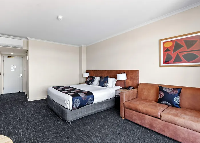 Mantra Meridien Adelaide