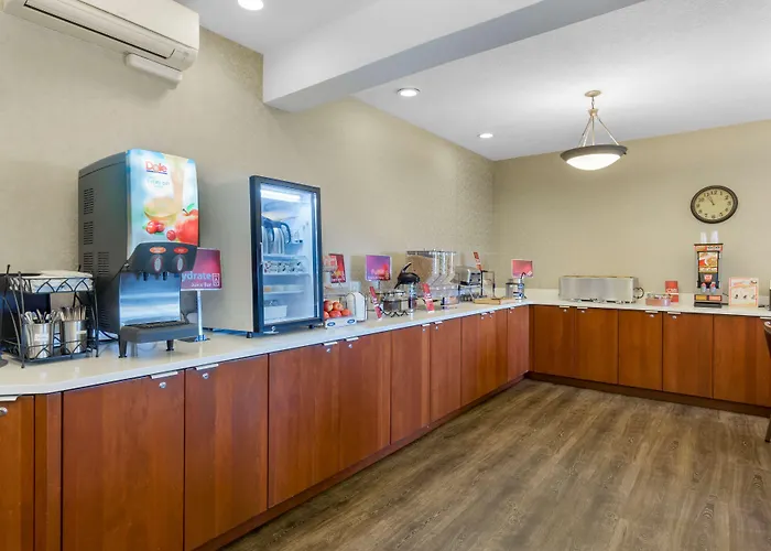 Best Western Plus Park Place Inn & Suites