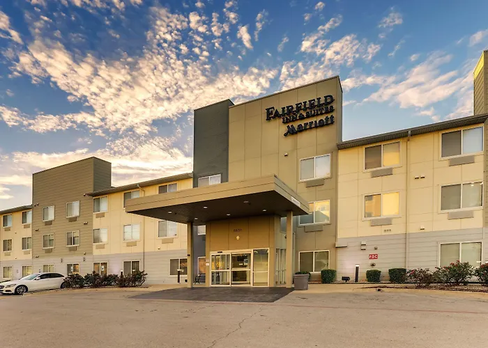 Fairfield Inn & Suites By Marriott Fort Worth I-30 West Near Nas Jrb