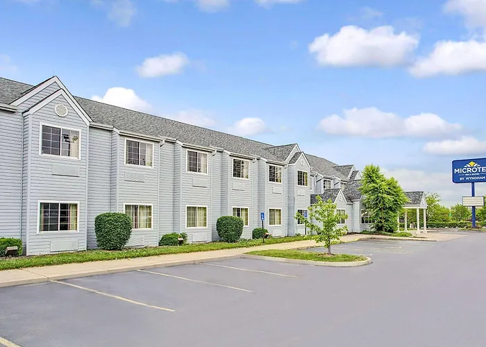 Microtel Inn & Suites By Wyndham Mason