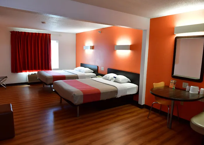 Motel 6-Lincoln, NE
