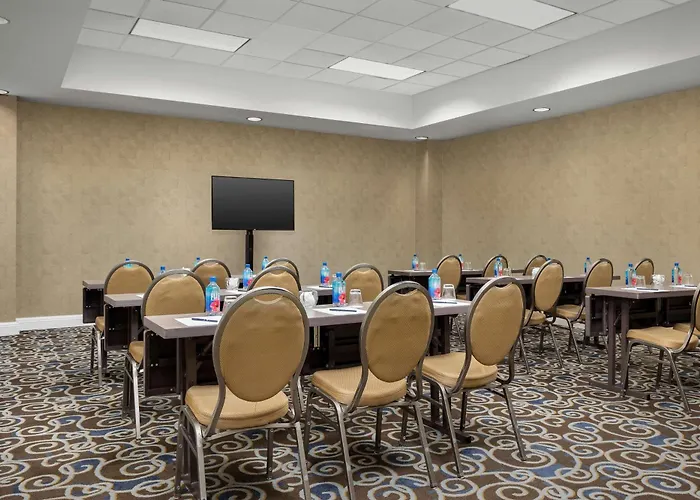 Doubletree By Hilton Chicago O'Hare Airport-Rosemont