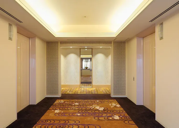 Hotel Granvia Okayama