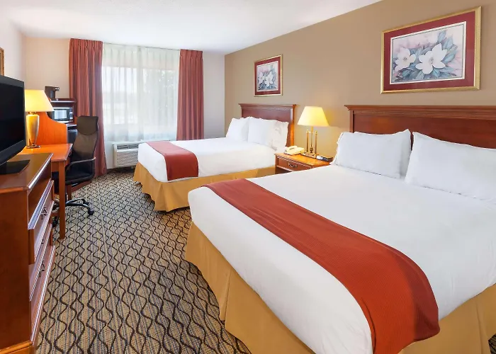 Baymont By Wyndham Chelsea