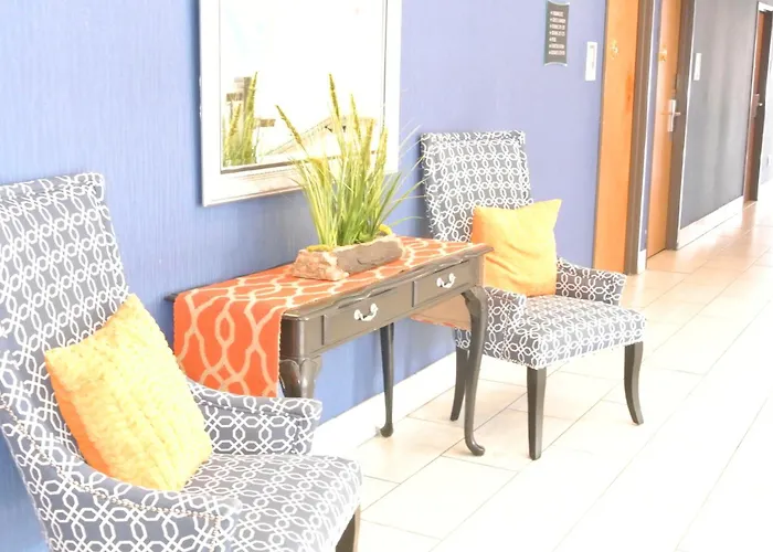 Guesthouse Inn&Suites Lexington