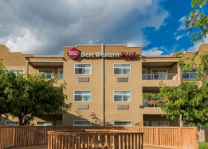 Best Western Plus Osoyoos Hotel&Suites