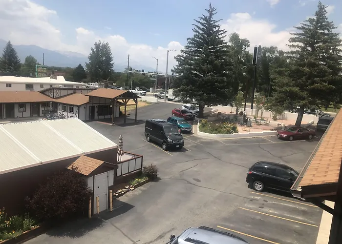 Loyal Duke Lodge Salida