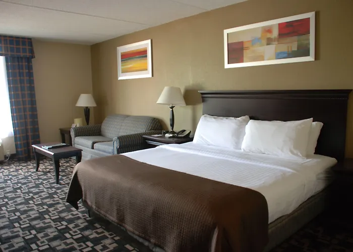 The Plaza Hotel And Suites Winona