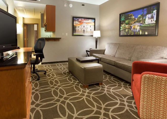 Drury Inn & Suites San Antonio Riverwalk
