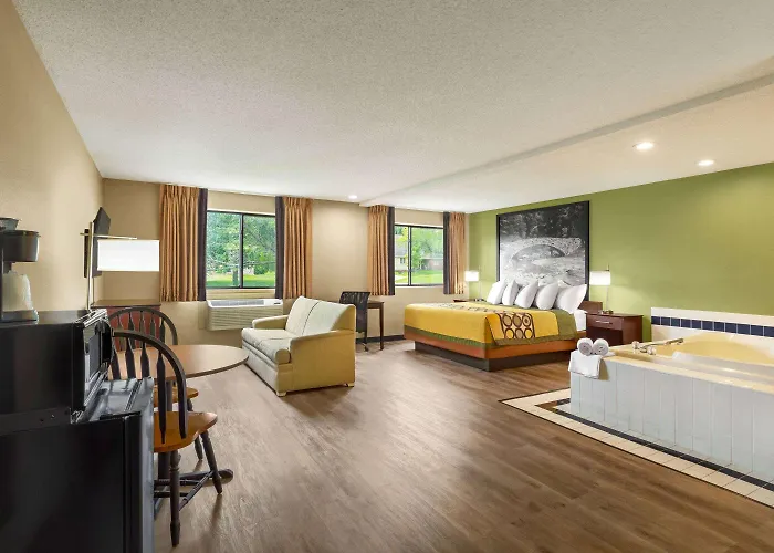 Super 8 By Wyndham Ankeny/Des Moines Area