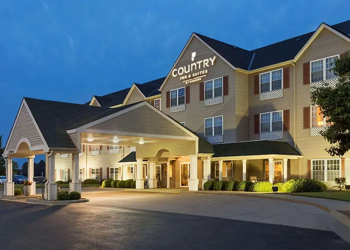 Country Inn & Suites By Radisson, Salina, Ks