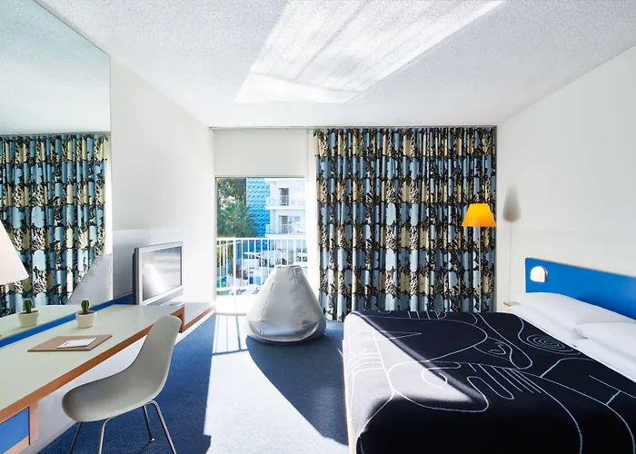 The Standard, Hollywood