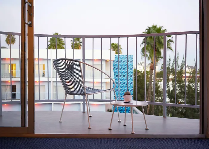 The Standard, Hollywood