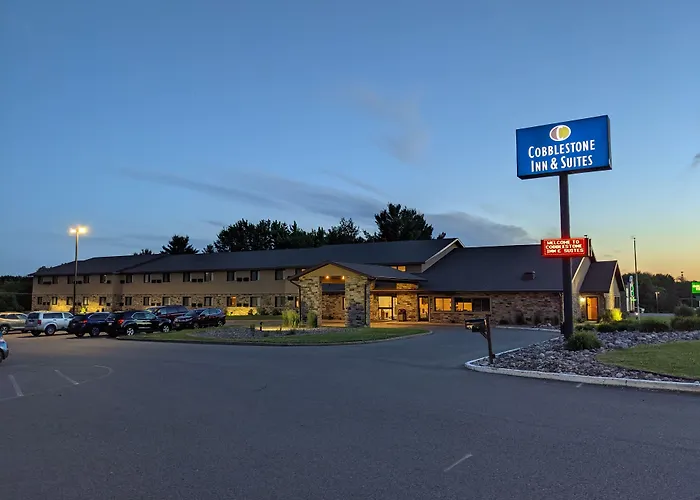 Cobblestone Inn&Suites - Merrill