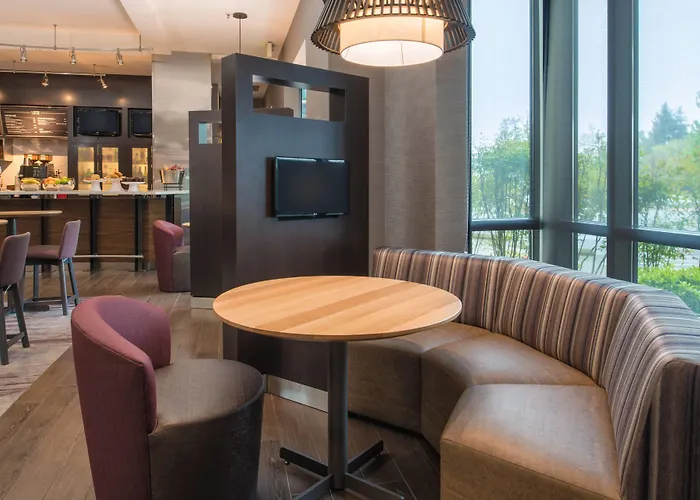Courtyard By Marriott Seattle Federal Way