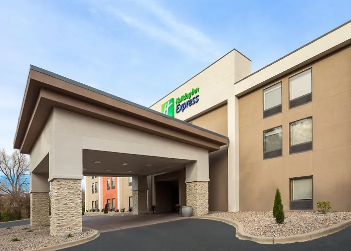 Holiday Inn Express - New Albany