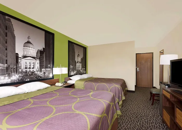 Super 8 By Wyndham Muncie/Ball St. College Area
