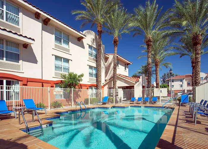 Sonesta Simply Suites Phoenix Scottsdale