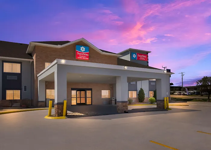 Surestay Plus Hotel By Best Western Topeka