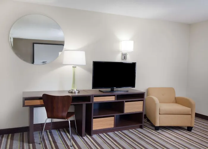 Super 8 By Wyndham Chicago/Rosemont/O'Hare/Se