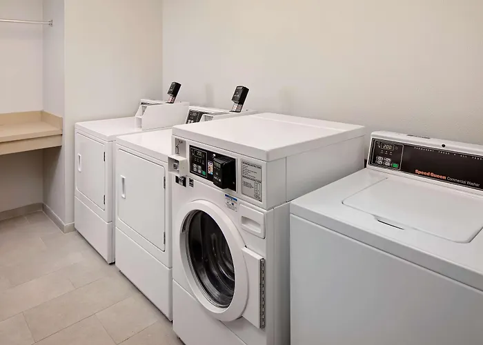 Homewood Suites By Hilton Orlando Maitland