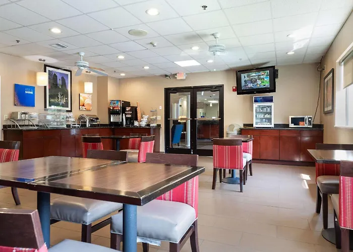 Comfort Suites Lombard - Addison