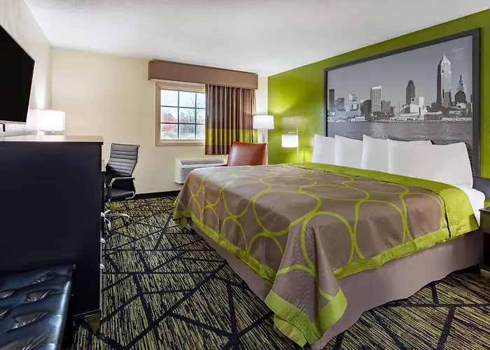 Super 8 By Wyndham Wooster
