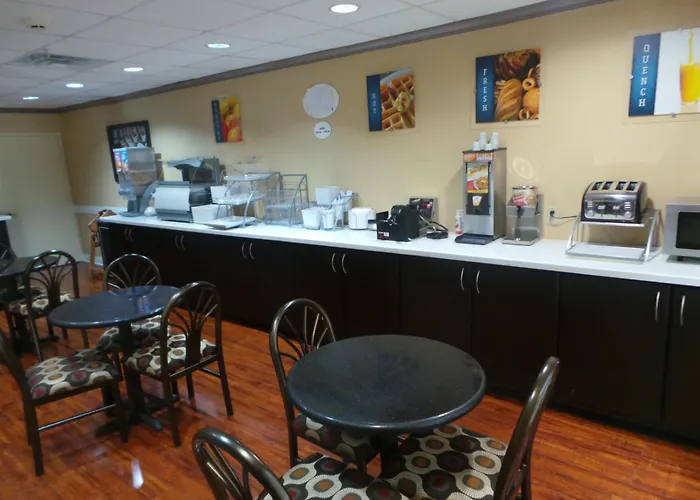 Surestay Plus Hotel By Best Western Alvin