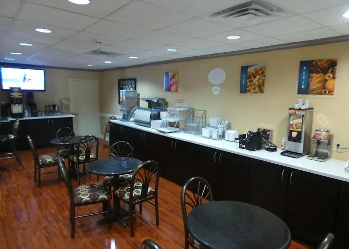 Surestay Plus Hotel By Best Western Alvin