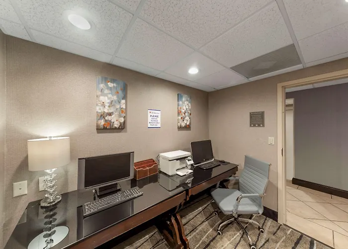 Best Western Plus Russellville Hotel & Suites