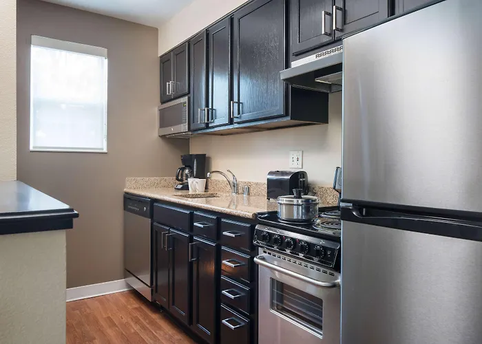 Sonesta Simply Suites Seattle Renton