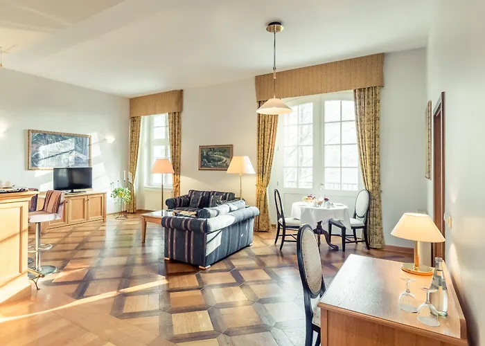 Sunday Hotel Schloss Neustadt Glewe