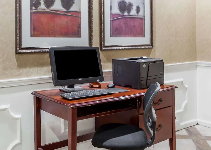 Baymont By Wyndham Hickory