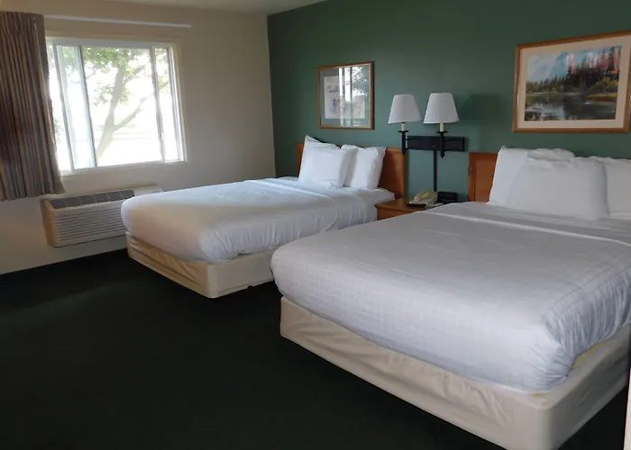 Americinn By Wyndham Oscoda Near Ausable River