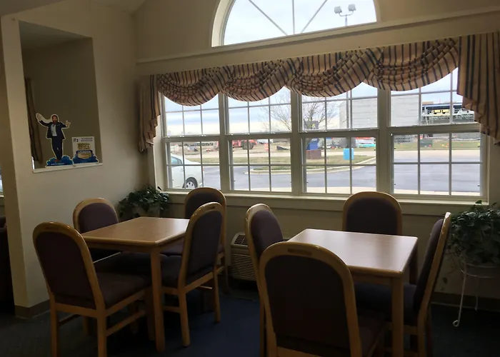 Microtel Inn By Wyndham Champaign