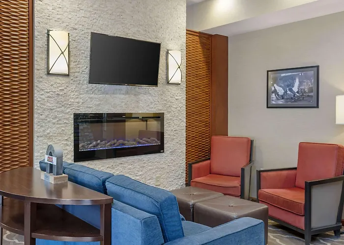 Comfort Suites West Indianapolis - Brownsburg