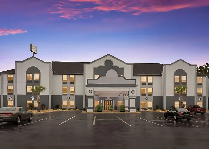 Best Western Bradbury Inn & Suites