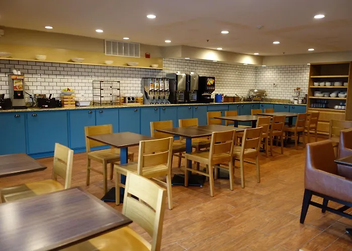 Country Inn & Suites By Radisson, Ames, Ia