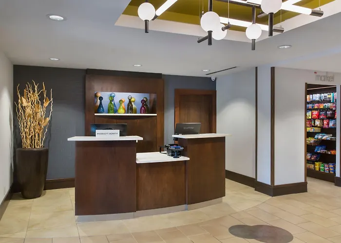 Courtyard By Marriott Buffalo Amherst/University