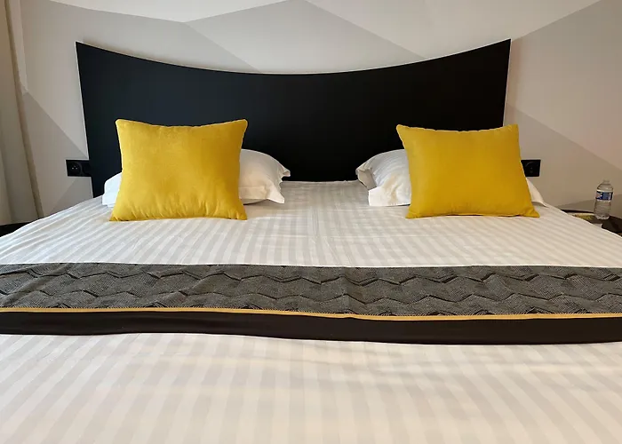 Logis Hotel Center