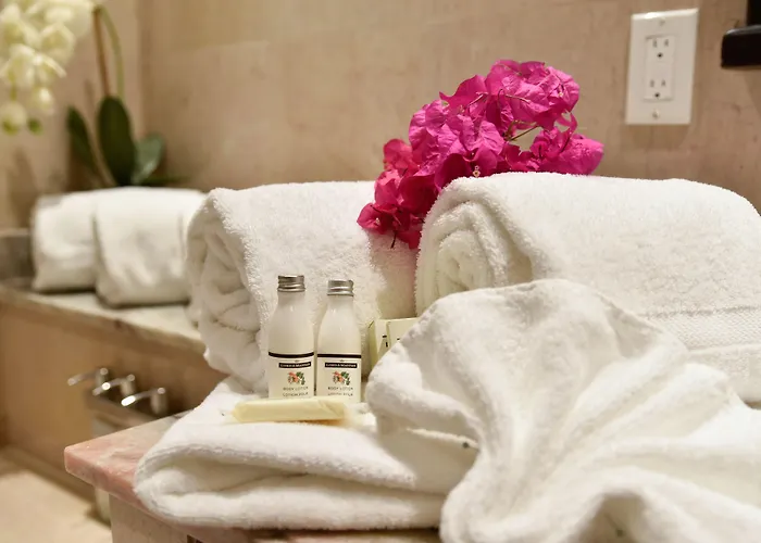 Princess Heights Luxury Condo Hotel