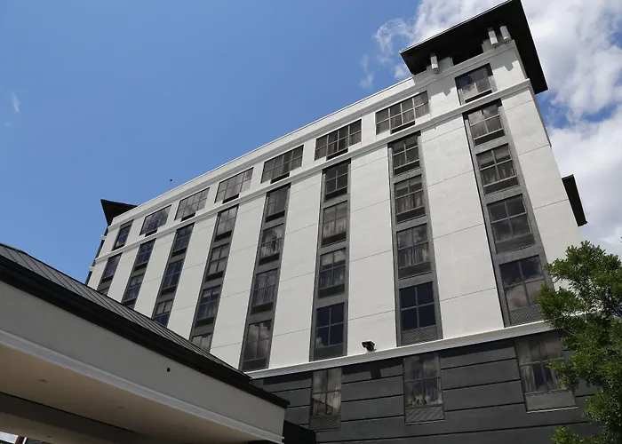 Doubletree By Hilton Boston Logan Airport Chelsea
