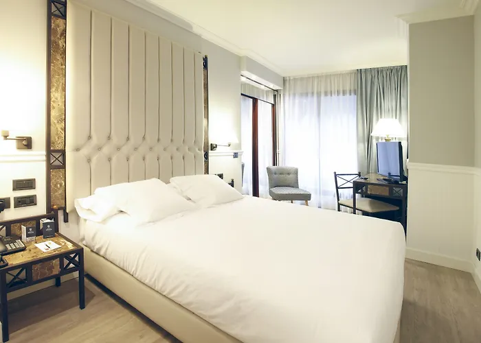 Hotel Gran Via