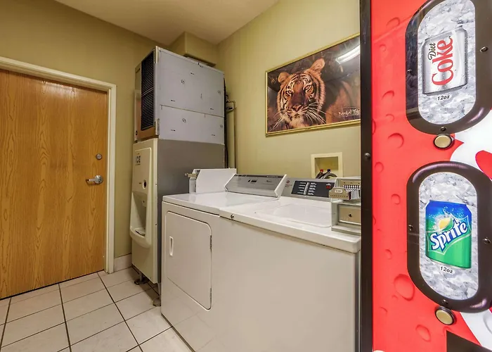 Econo Lodge Colorado Springs Near Airport