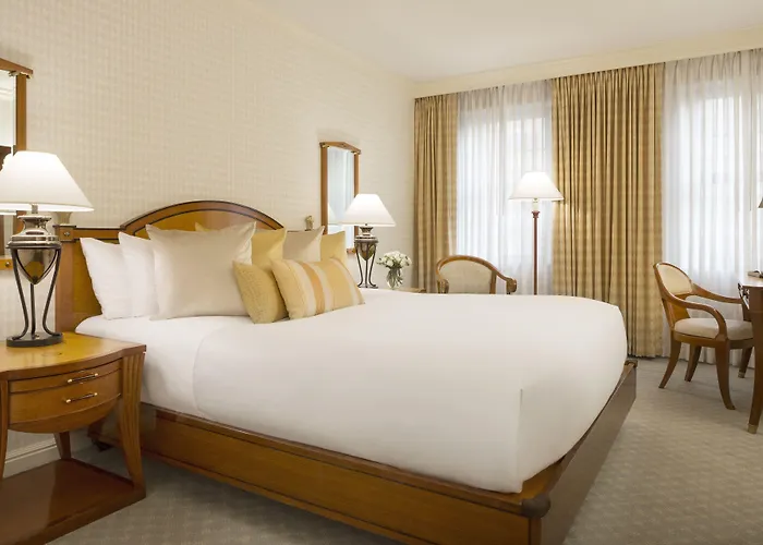 Orchard Hotel