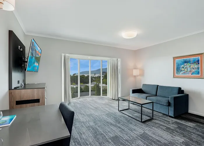 Cairns Sheridan Hotel