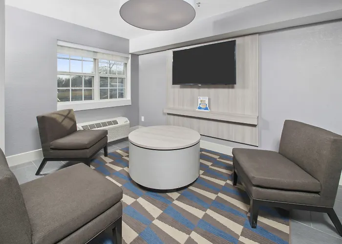Microtel Inn & Suites By Wyndham Bethel/Danbury