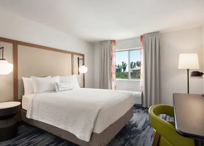 Fairfield Inn By Marriott Visalia Sequoia