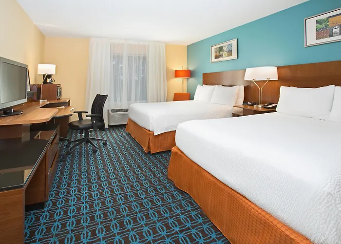 Fairfield Inn & Suites By Marriott Boston Milford