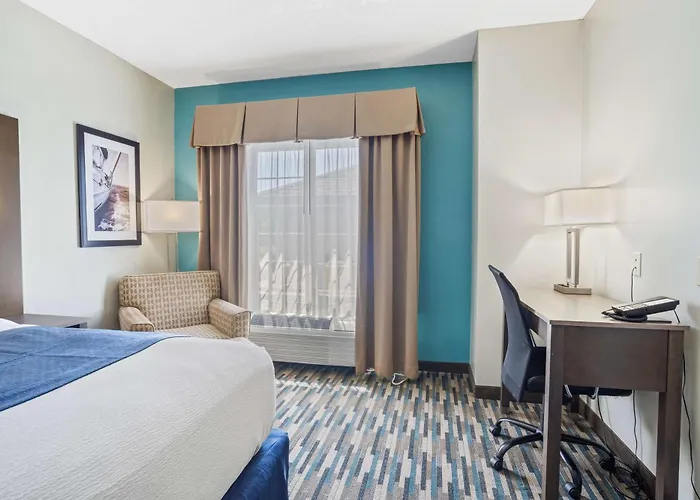 Blue Water Inn & Suites BW Signature Collection
